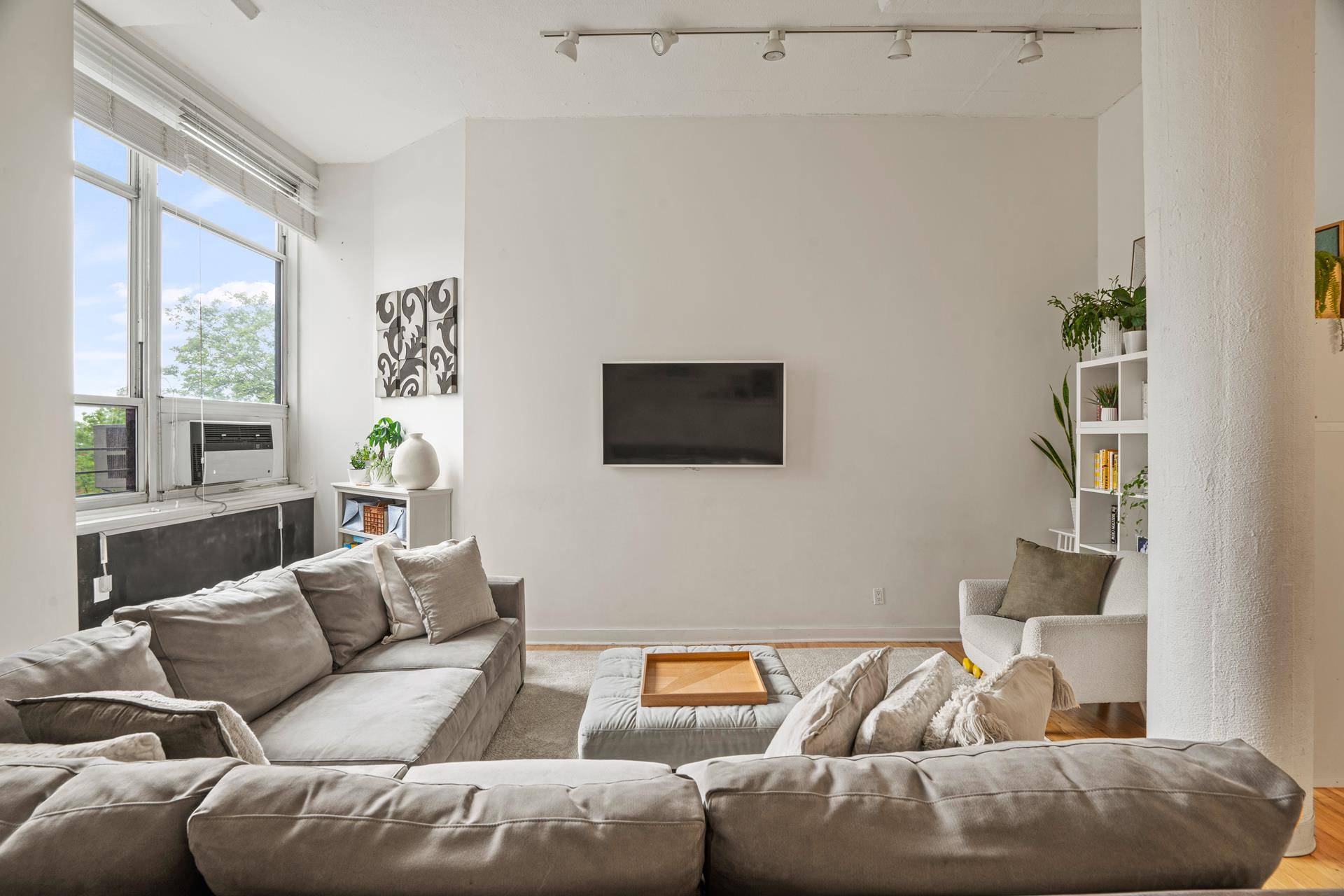 This is a fully renovated 2 bedroom, 1 bath loft at the iconic Court Street Lofts in Carroll Gardens.