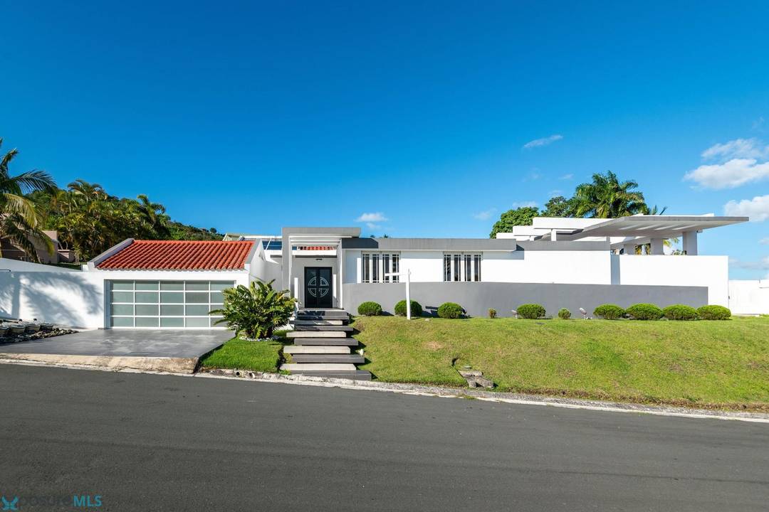 CALLE GROSELLAS House San-Juan