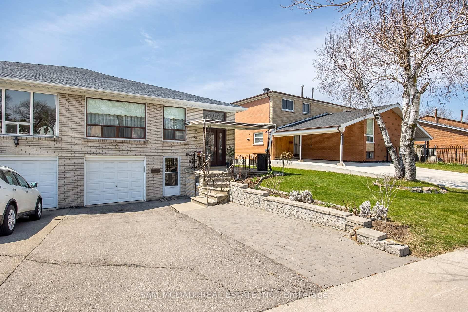 Beautifully Maintained and Well Kept Solid Brick 3 3 bedrooms raised bungalow.