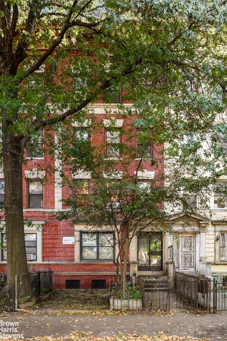 Prime Crown Heights Free Market 5 Family Overlooking Brower Park Excellent Investment !