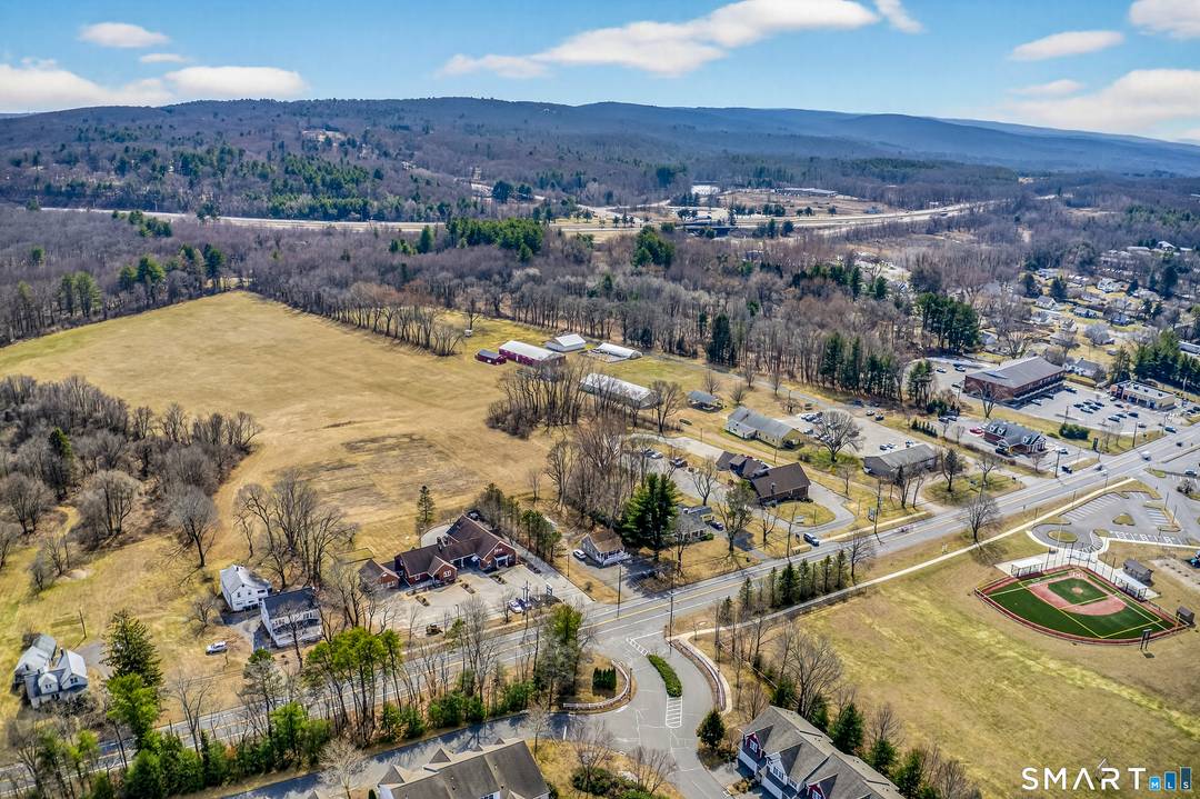 Positioned along a high traffic commercial corridor, 60 Hyde Ave in Vernon offers a 1, 960 sq ft office retail condominium currently configured as a credit union branch.