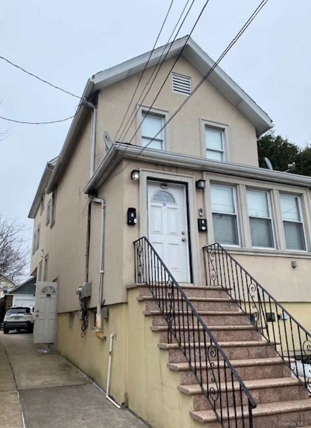Astoria Heights Ditmars Blvd 71st Street Area Prime location !