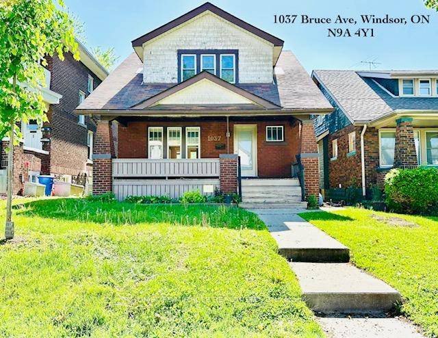 Don't miss and Take a look at the 1 3 4 storey home in downtown Windsor.