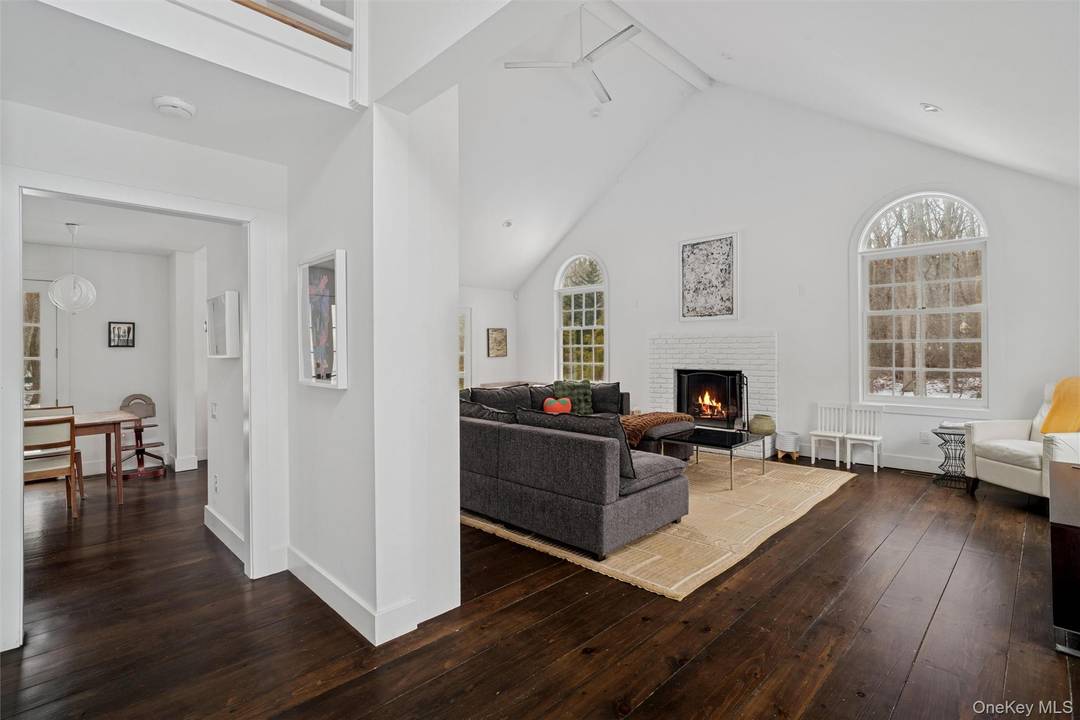 Welcome to the Sag Harbor escape everyone is searching for and almost no one finds.