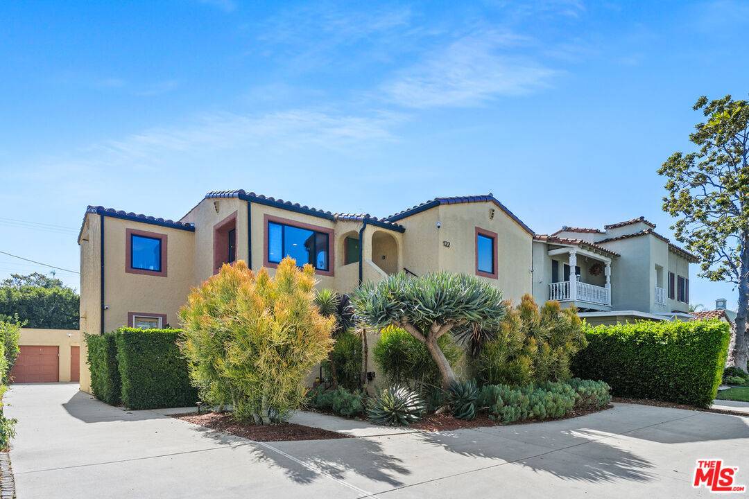 122 N Harper Ave 3BR Beverly Grove La