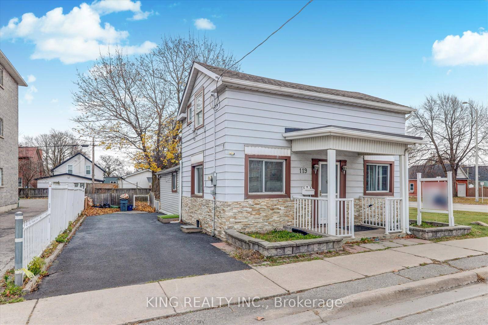 PRIME COMMERCIAL PROPERTY IN OSHAWA 4, 000 SQ.