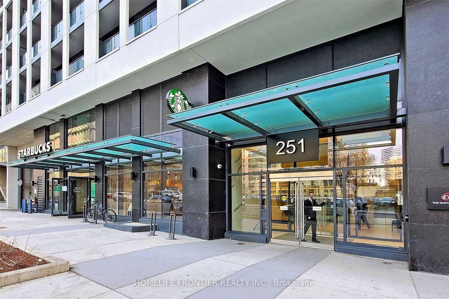 Amazing 2 Bedroom Unit In Dundas Square Gardens Condos.