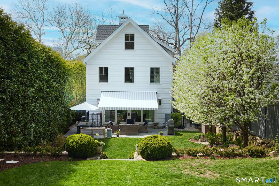 Better than new, this pristine 2016 custom built residence offers a rare standard of refinement and sophisticated excellence.