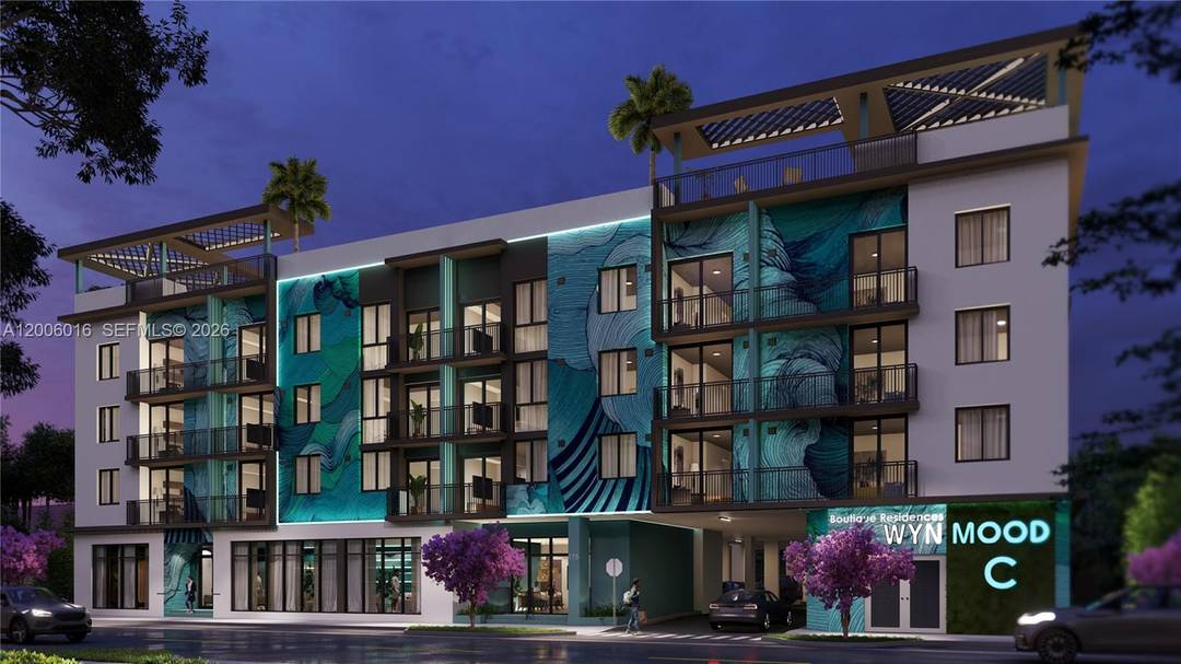 21, 450 SF zoned T4 R NRD 2, allowing 150 units per acre and 6 stories with bonuses.