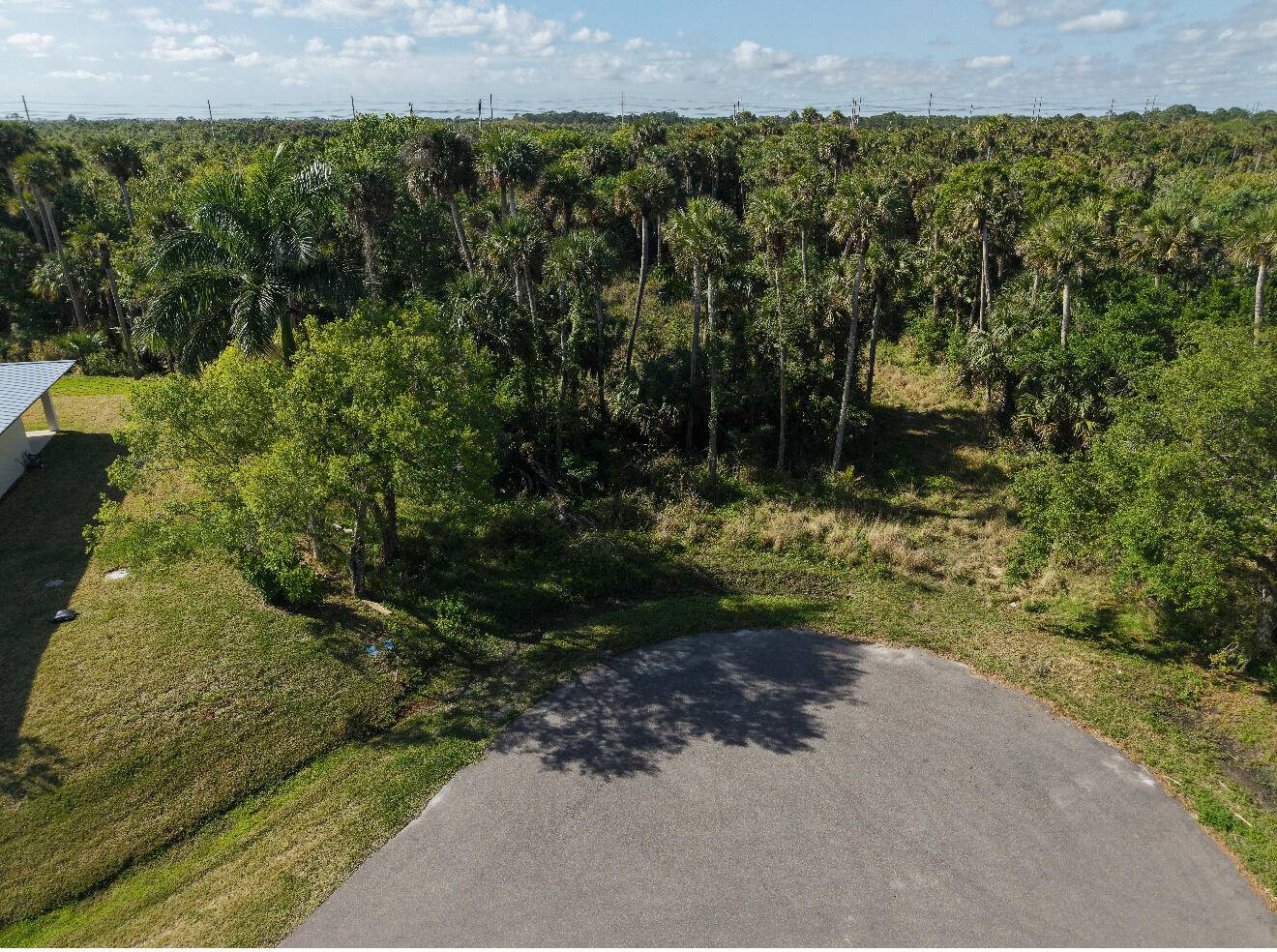 DISCOVER THIS 0. 52 ACRE LOT IN WHITE CITY LOCATED ON A QUAINT CUL DE SAC.