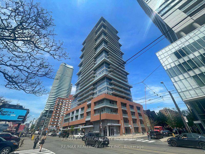 Look No Further ! Welcome To High Demand DT Toronto Dynamic Vigour Living Style In This Menkes Building.