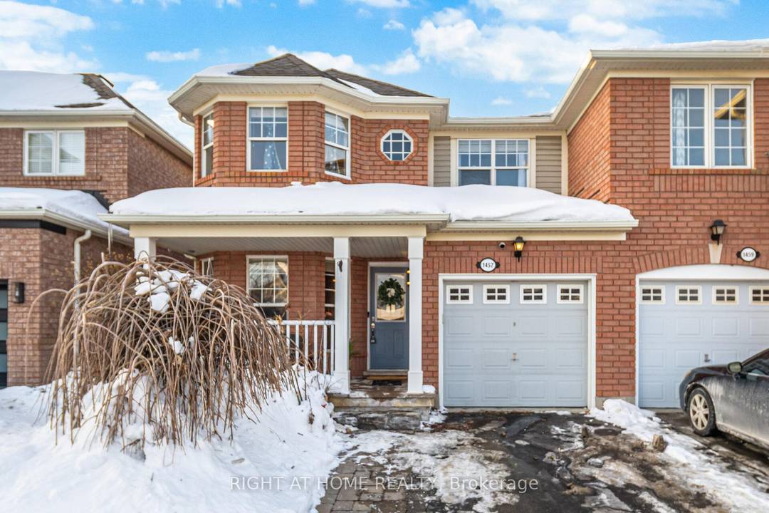 Mattamy Built Semi In Popular Family Oriented Beaty Milton Neighborhood beautifully maintained 3 1 bedroom semi detached in Milton's highly sought after Beaty community.