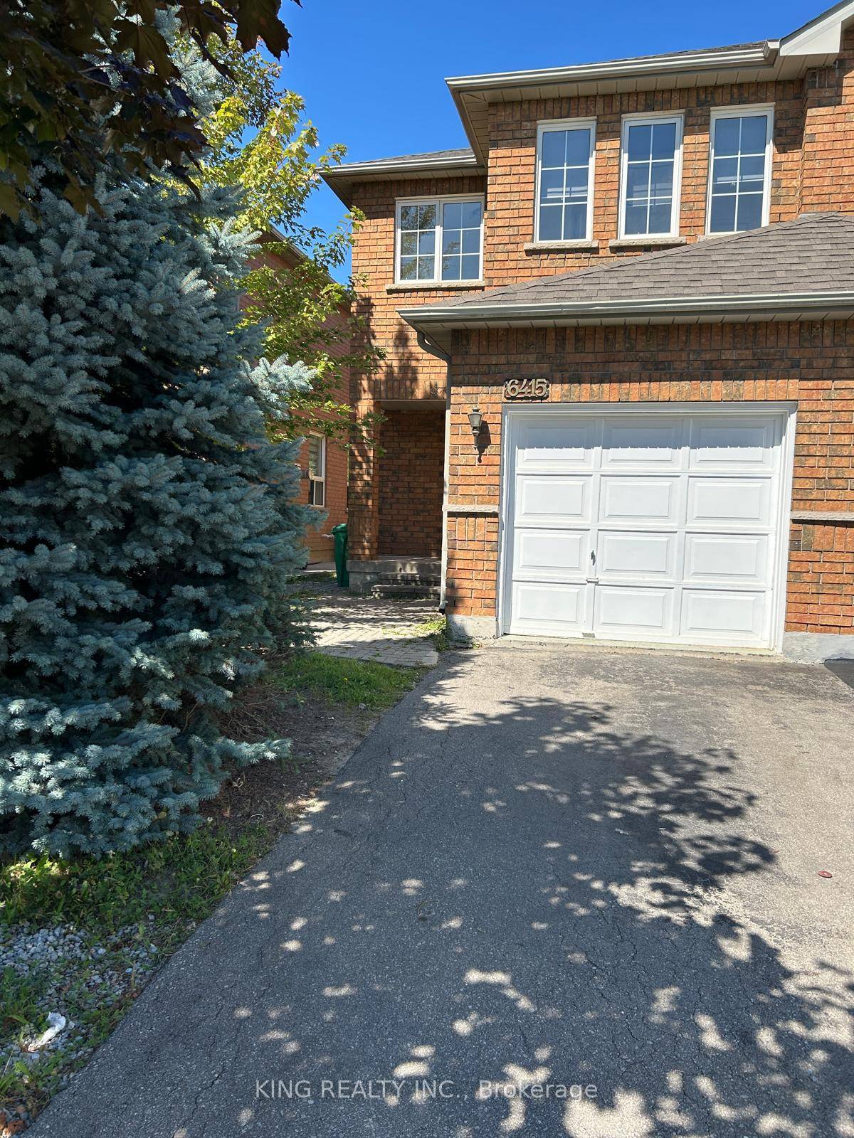 Beautiful, Cozy and Stunning Home With 3 Bedrooms, 3 Washrooms and Finished Basement in quiet family friendly and most sought after neighborhood of Lisgar in Mississauga.
