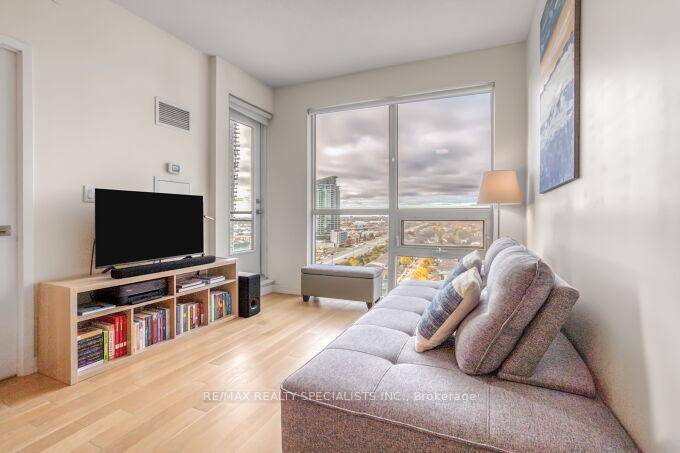 Discover the perfect blend of convenience and comfort in this beautifully maintained, move in ready condo, nestled right in the vibrant heart of Square One !