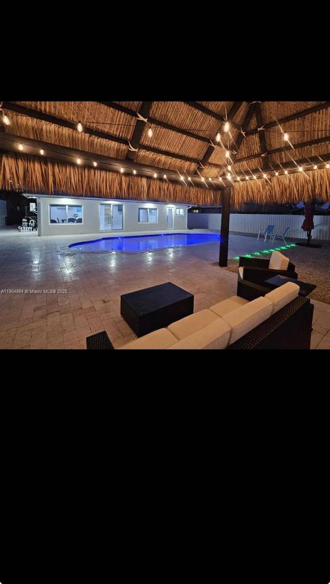 Welcome to your slice of paradise in Key Largo !