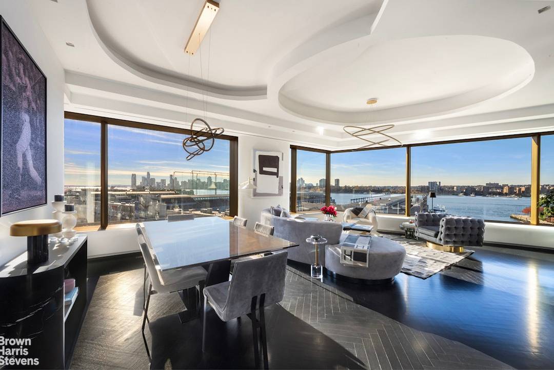 551 W21 7B Convertible 3BR 2.