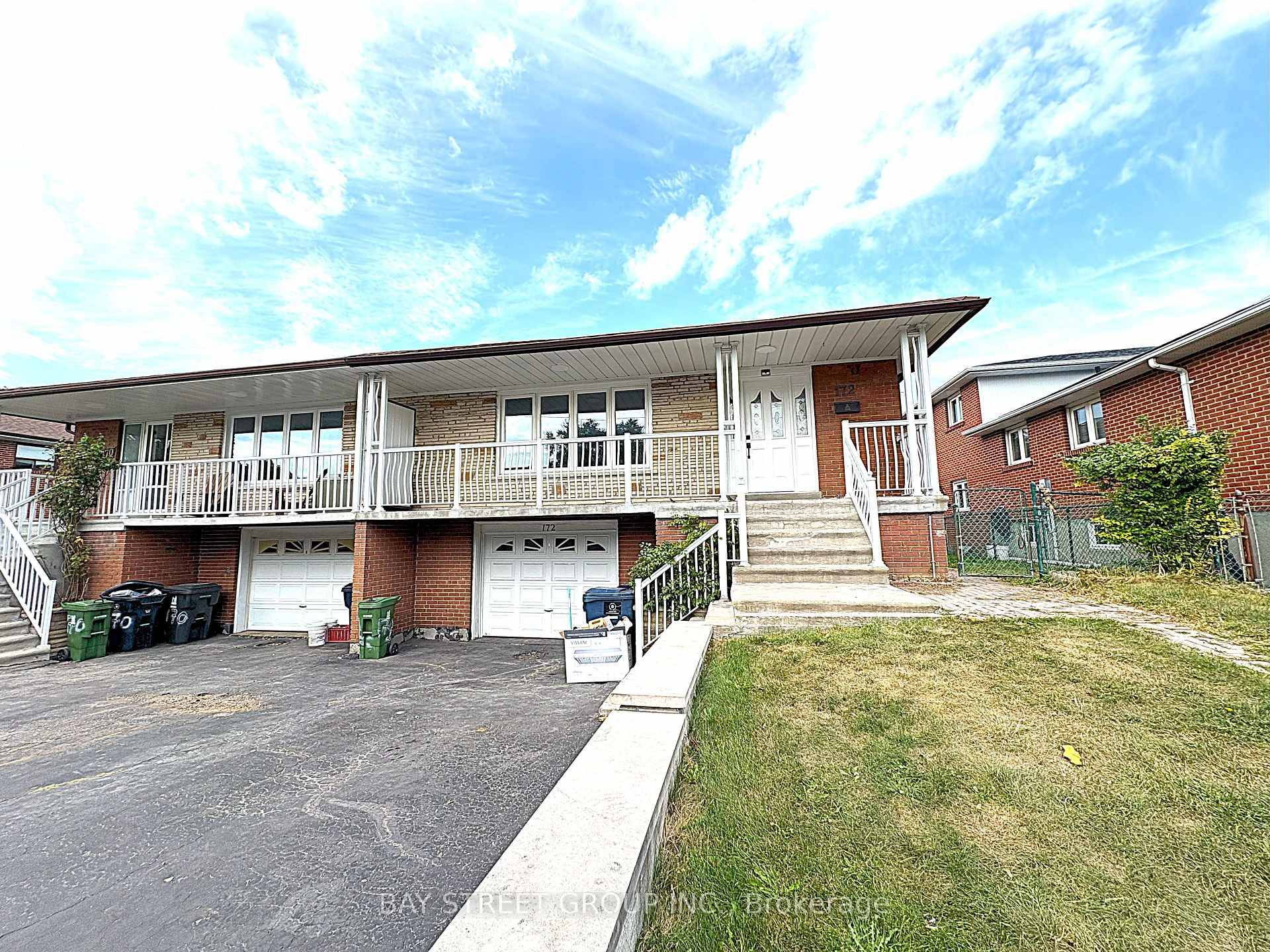 Bright and fully renovated 3 bedroom semi detached home in the highly sought after Pleasant View community, featuring a spacious and functional layout with full sized living and dining areas, ...
