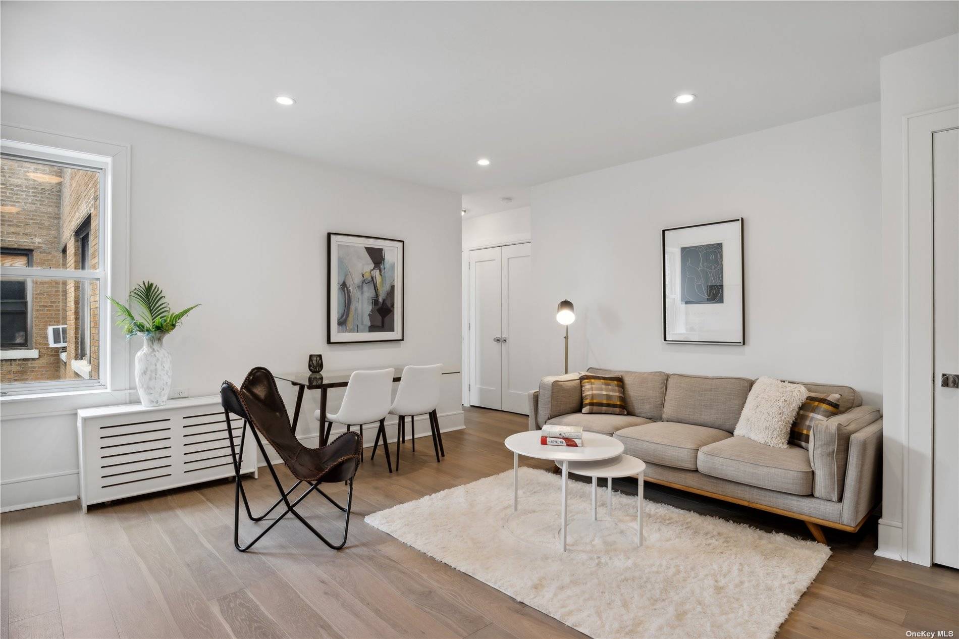 Welcome to Northern Lights A collection of newly released, brand new, renovated apartments in a re imagined pre war, converted condominium building located moments away from the heart of Downtown ...
