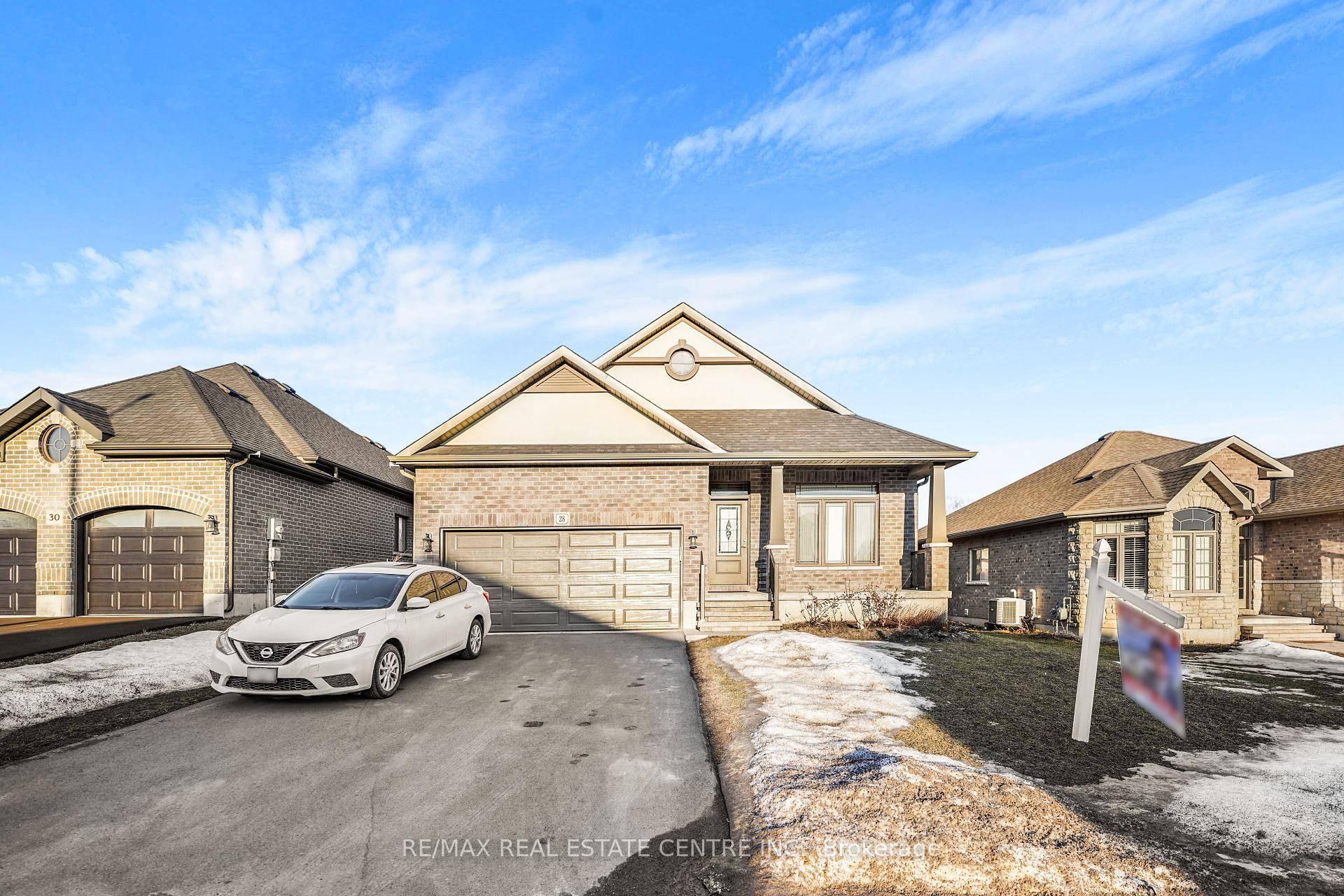 Welcome To 28 Stonecrest Blvd, A Meticulously Maintained Home By Original Owners, Executive Home On A 54' Wide And 125' Deep Lot Located In The Prestigious Community Of Quinte West ...