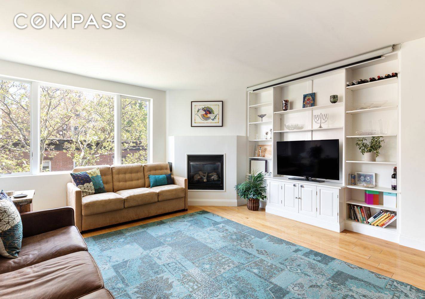 52 Dean Street Spacious 2 Bed, 2 Bath Condo with Private Outdoor Space in Prime Cobble Hill This well appointed 2 bedroom, 2 bath elevator condo offers a fantastic layout ...