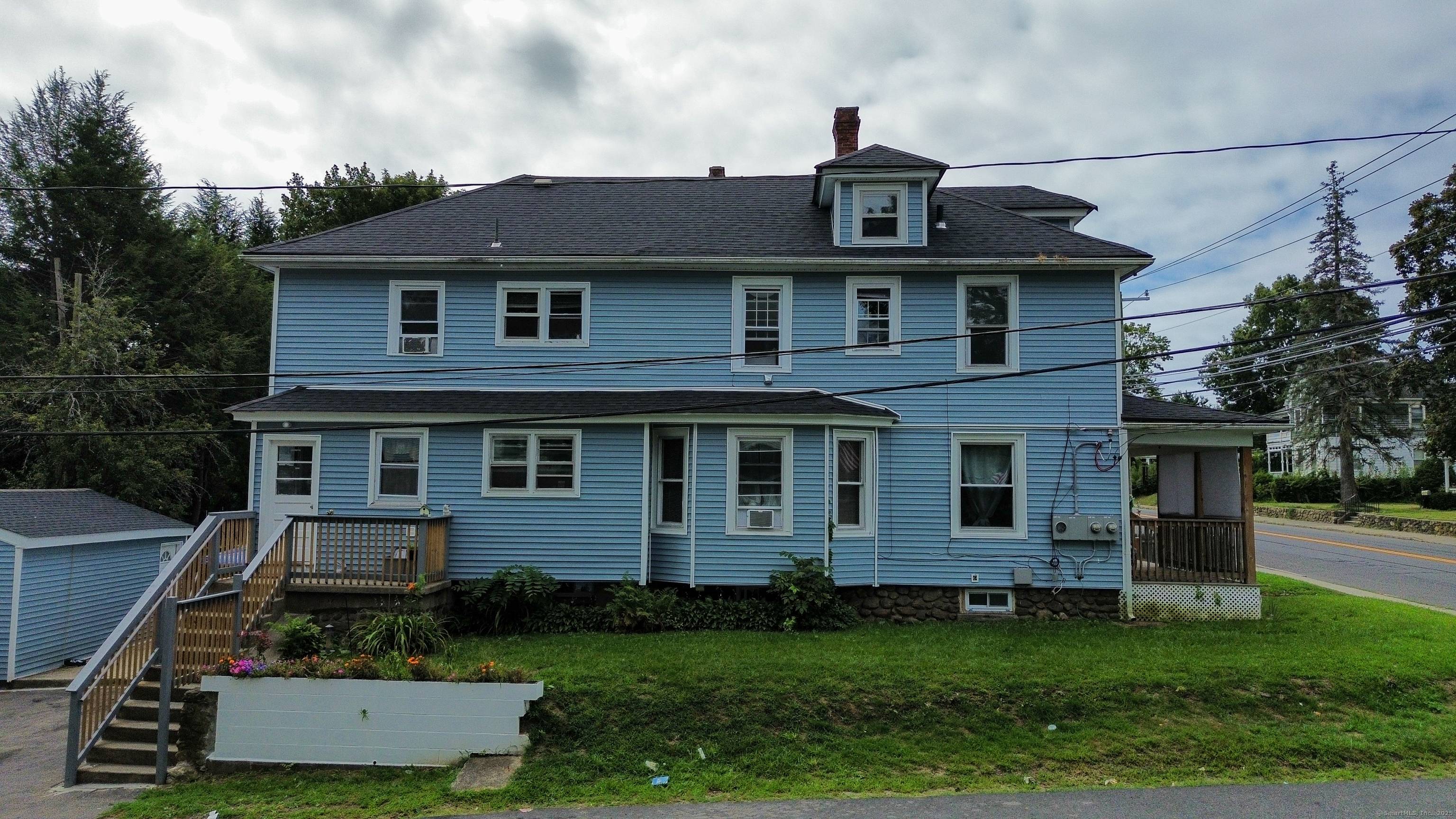 Discover this incredible town plot 3 unit investment !