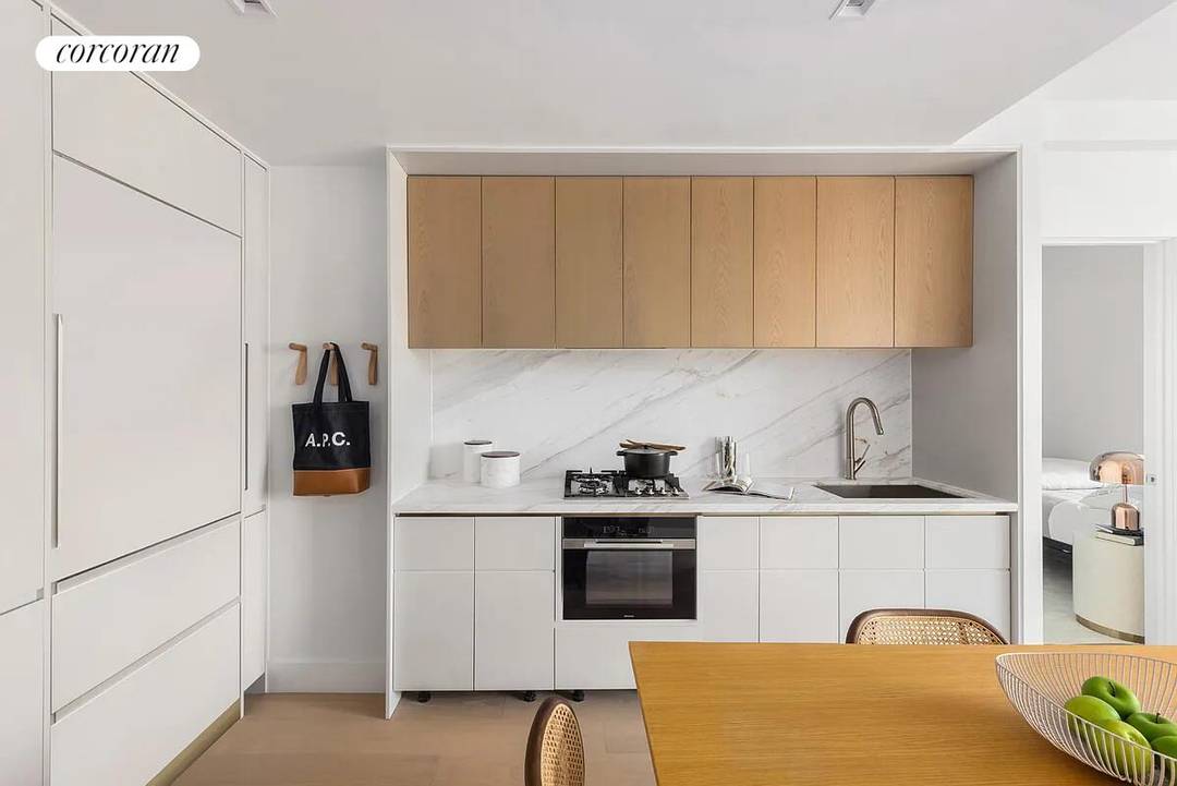 Introducing Residence 10D at 208 Delancey Street, an 801 square foot, 2 bedroom, 2 bathroom condominium in a contemporary, architect designed building at the nexus of the Lower East Side.