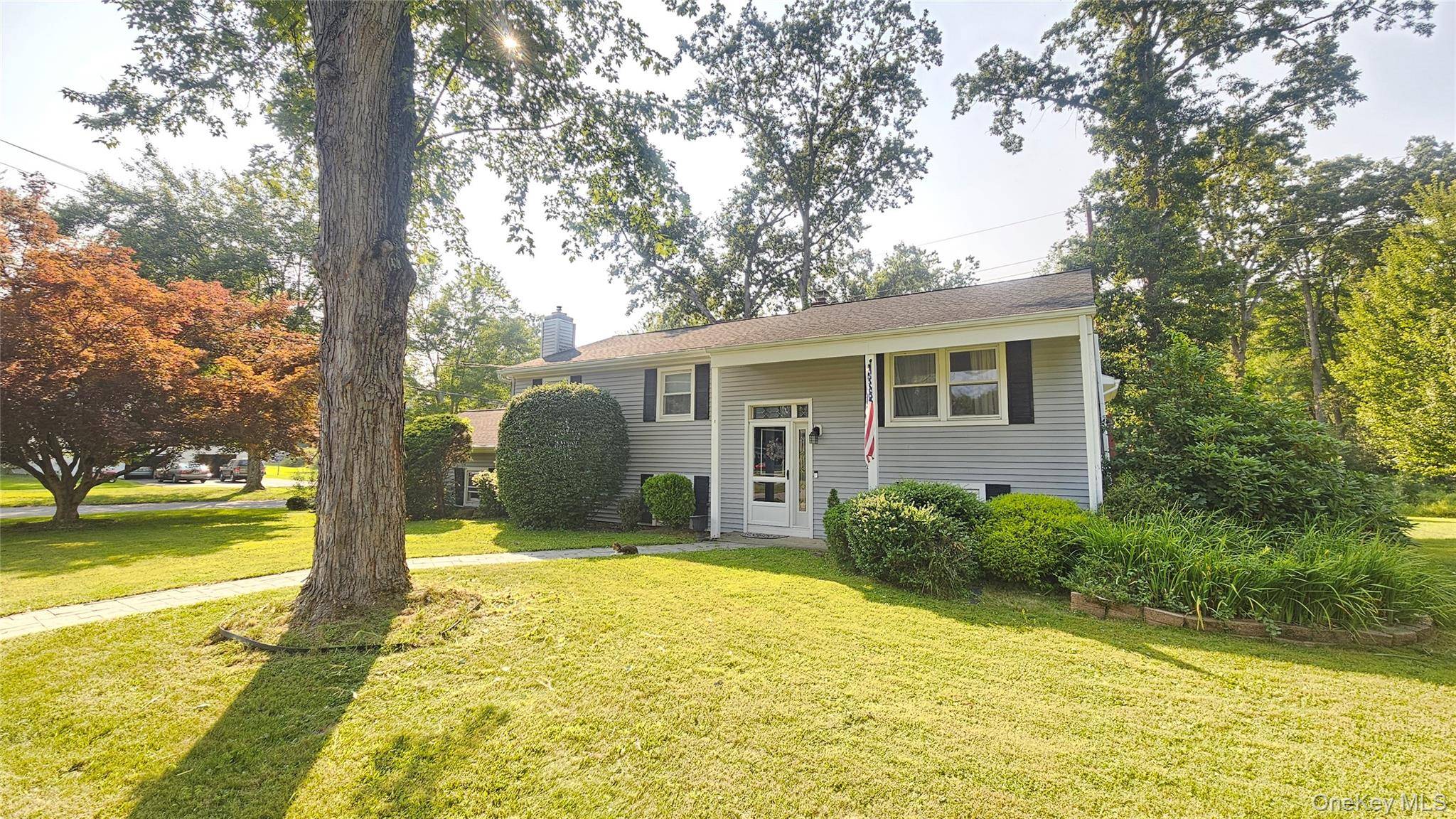 Settled in a desirable neighborhood, 1 Wendy Road is a great home to live in !