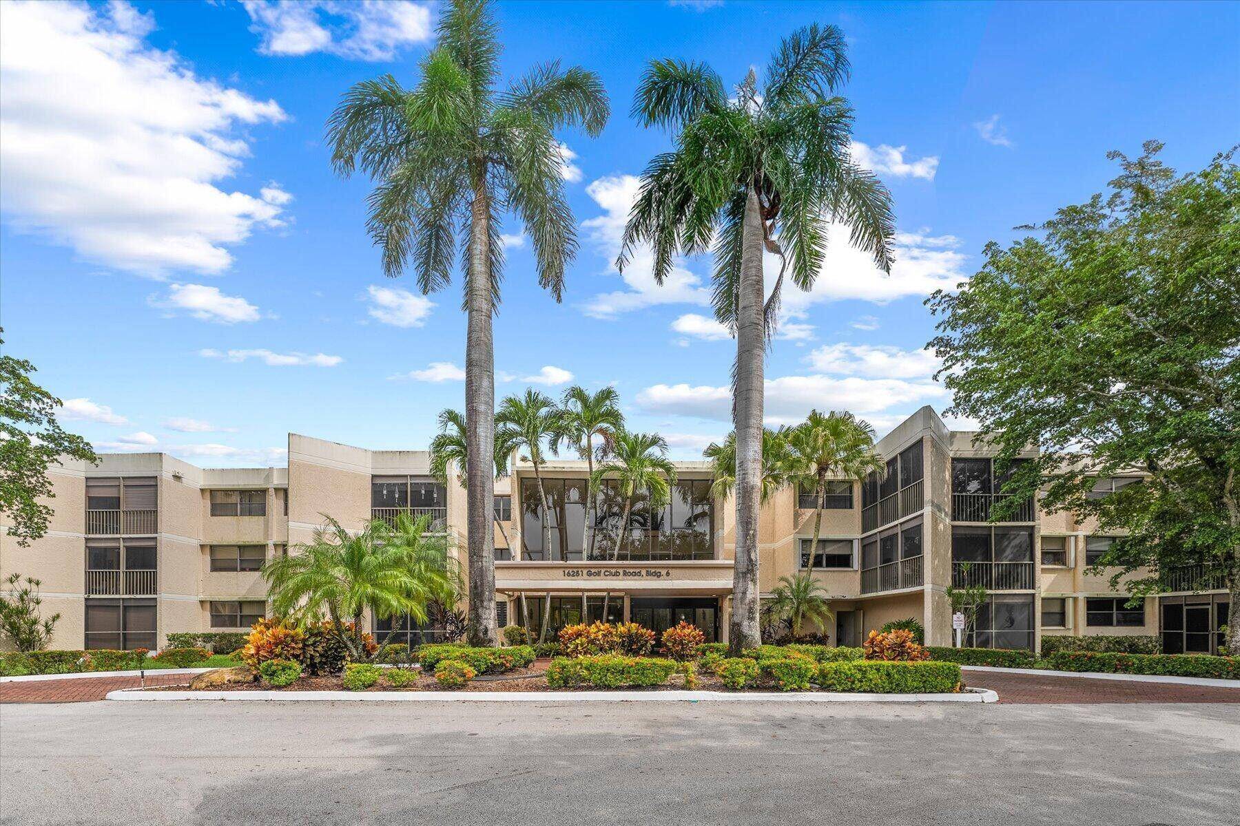Just listed in the highly desirable Country Club Apartments at Bonaventure.