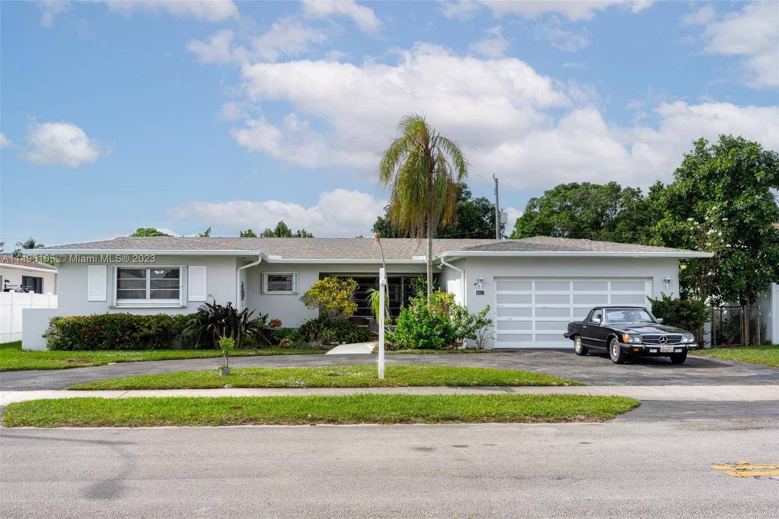 Experience luxury in this spacious 5 bedroom, 4 bathroom single family home in the sought after North Miami Beach area.