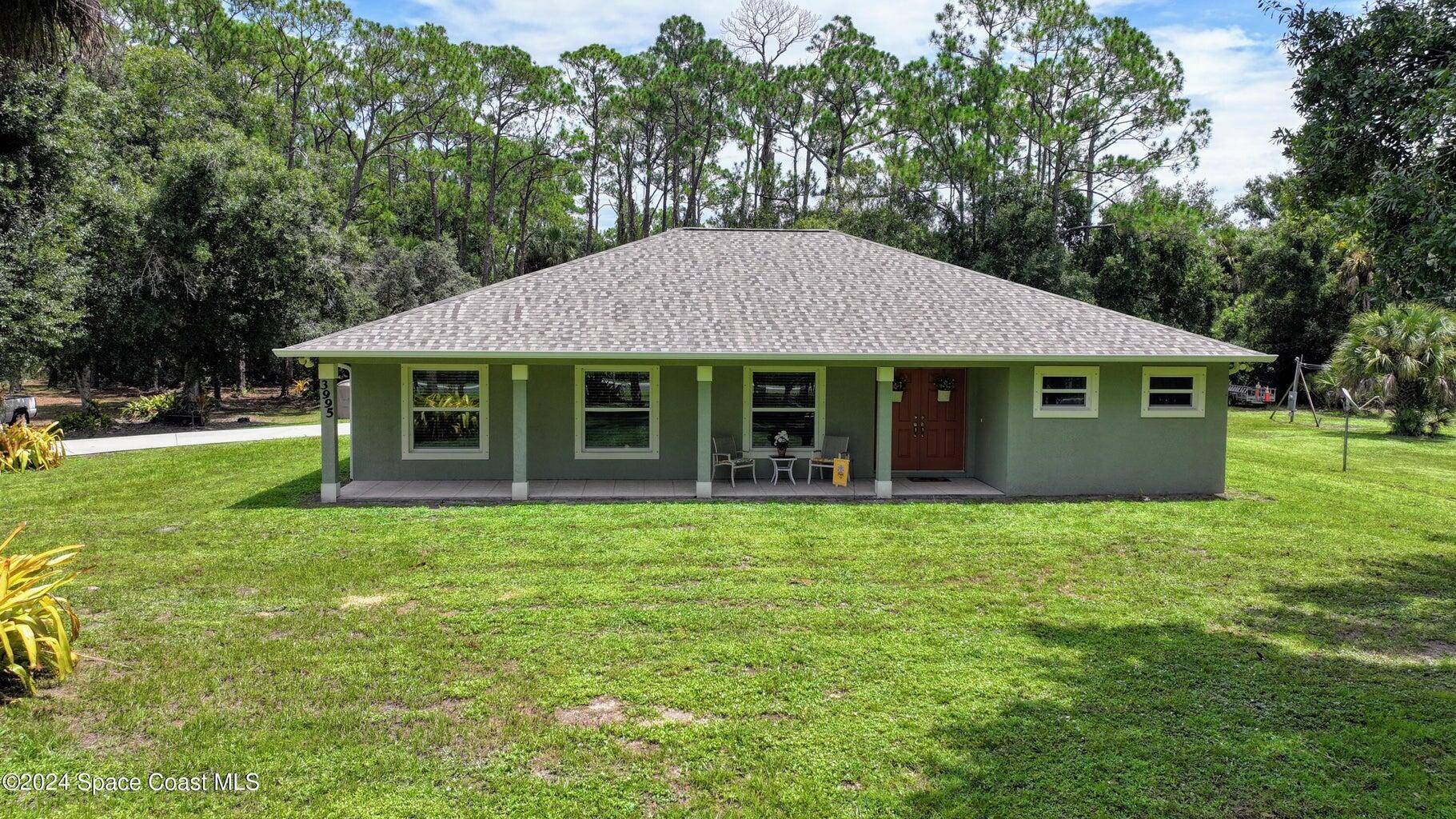 Enjoy the best of country living and city convenience in this fully fenced 3BR 2BA home on over 3 scenic acres no HOA, so bring your boat, RV, or toys ...