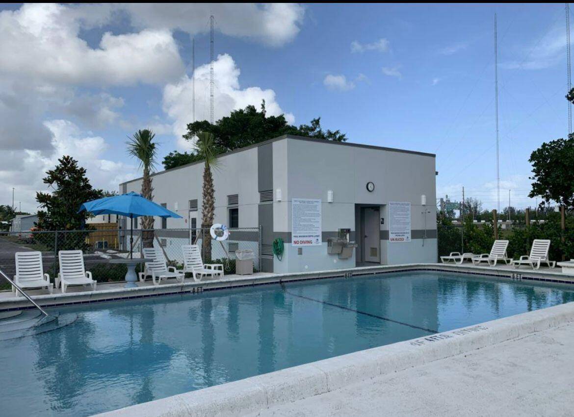 THIS 3 3 MANUFACTURED HOME COMPLETELY RENOVATED, LOCATED IN EVERGLADES LAKES A 55 COMMUNITY.