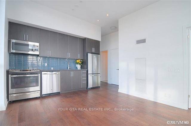 Welcome To This Stunning Penthouse Suite At 2212 Lake Shore Blvd !
