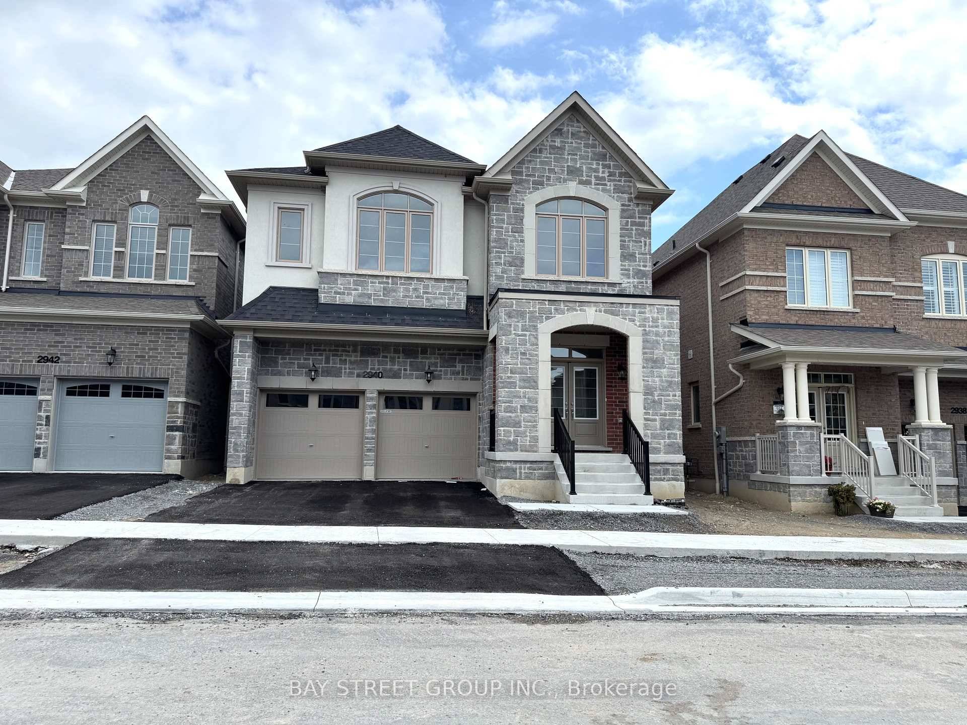 Brand New, Never Lived In Double Garage Detached Home !