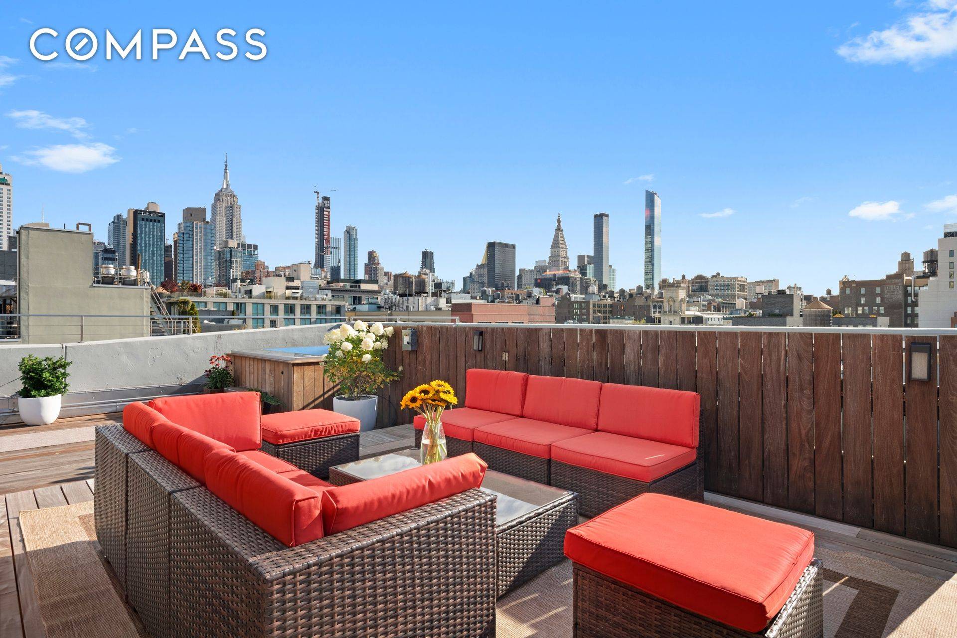 CHELSEA PENTHOUSE WITH EVERYTHING Flexible Lease Term Penthouse Perfection with Private Roof Terrace amp ; Iconic Views Welcome to this extraordinary duplex penthouse a rare offering where luxury, space, and ...
