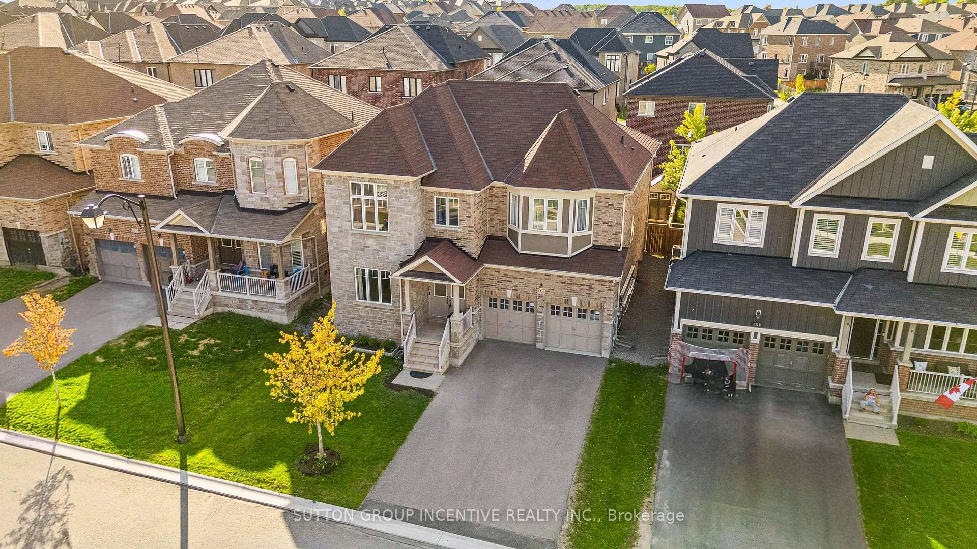 Spacious amp ; Upgraded Family Home in a Prime Location !
