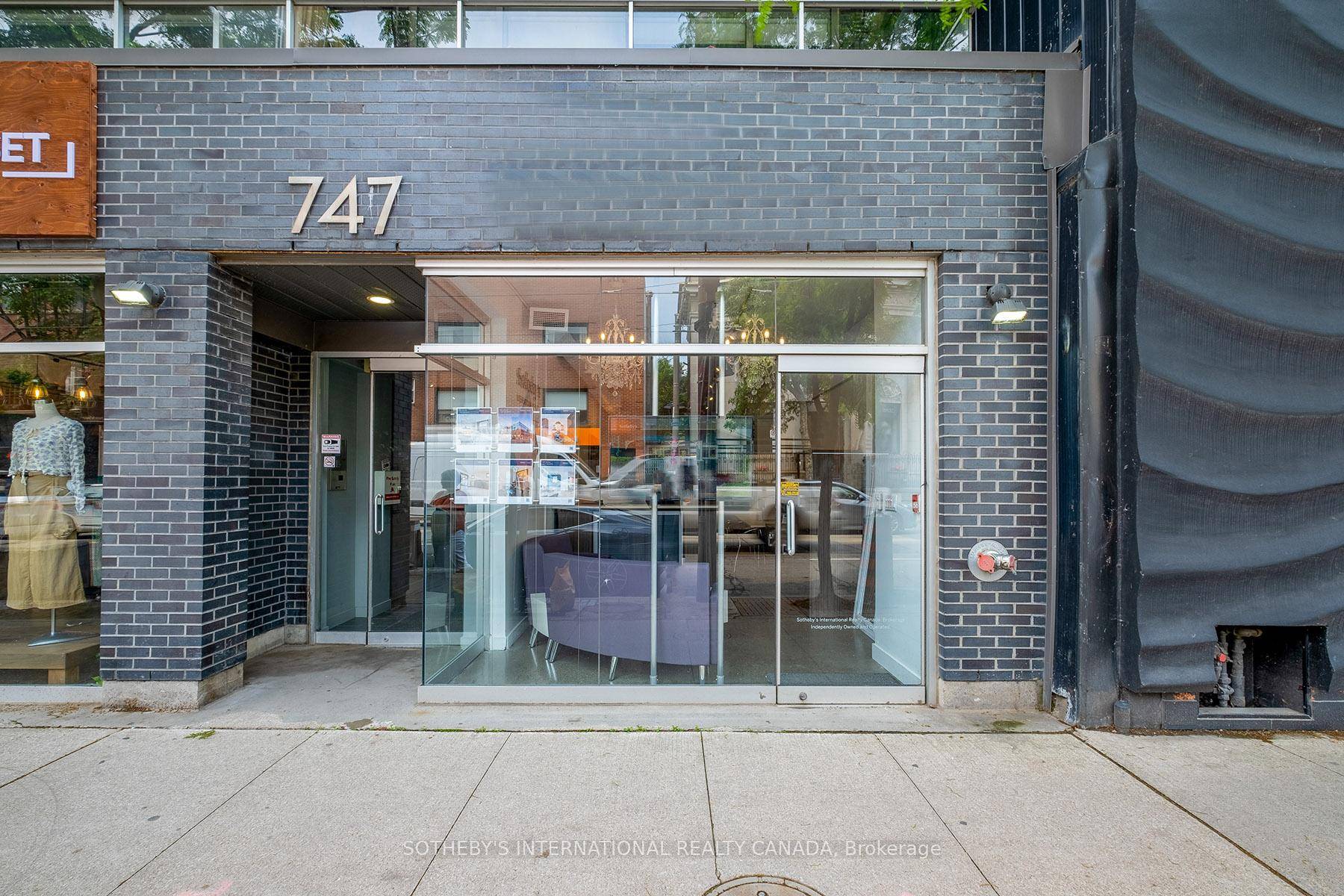 Prime Retail In The Heart Of The Riverside District, Immediate To Significant Condo Development and the New Metro Linx.
