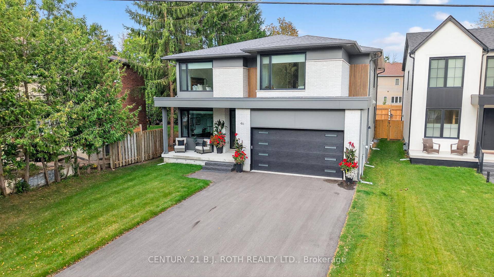 Experience Unrivaled Luxury in Tollendal's Premier EnclaveStep into the lap of luxury with this stunning, custom built home in the coveted Tollendal area.