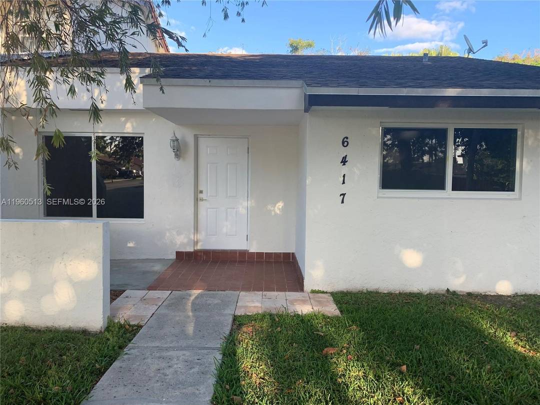 Back on the market ! Excellent opportunity to purchase this lovely and very spacious 2 2 twin home at a highly desired area in Kendall.