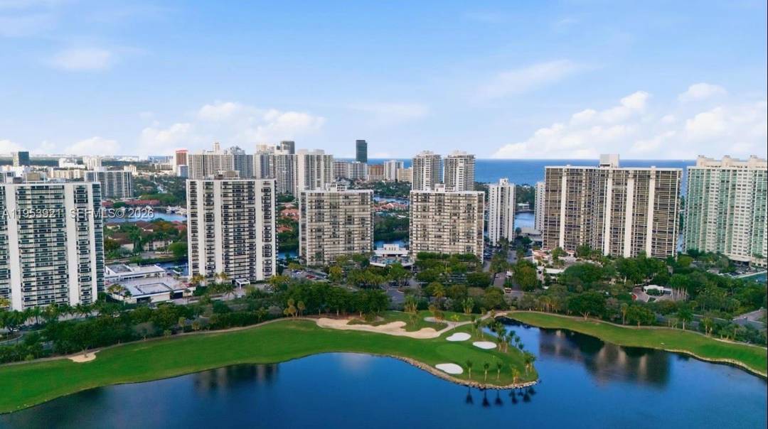 Enjoy high floor living at Flamenco Towers Tower II in this spacious 2 bedroom, 2 bath residence with a bright split floor plan and private balcony.