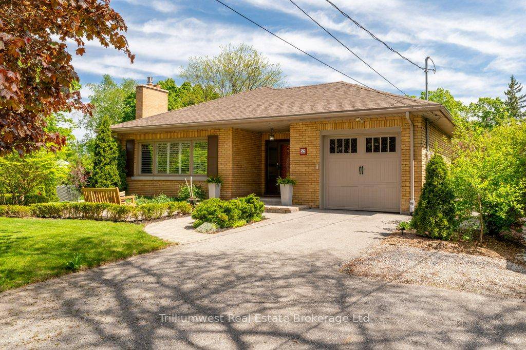 Serene Old University bungalow with legal apartment on a beautiful 74' x 100' treed lot !