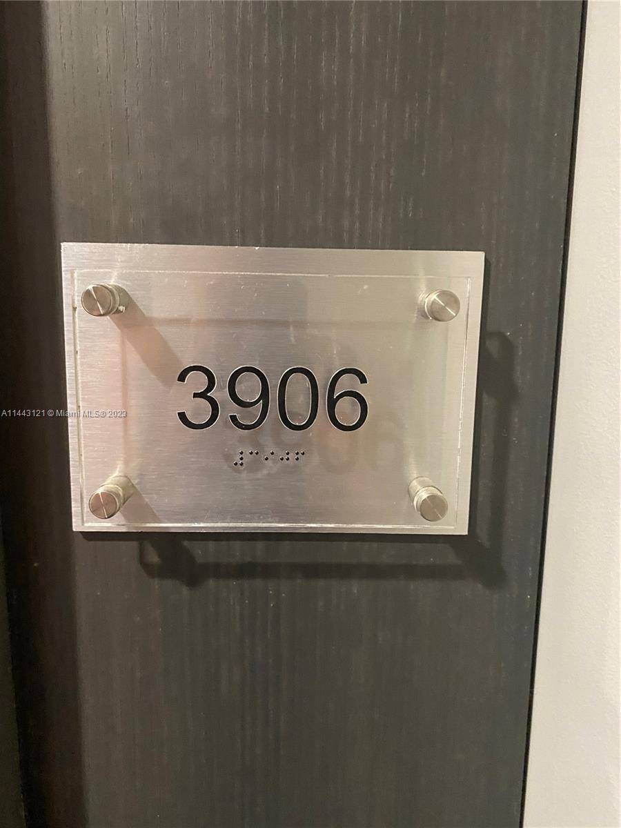BEACH CLUB THREE UNIT 3906.
