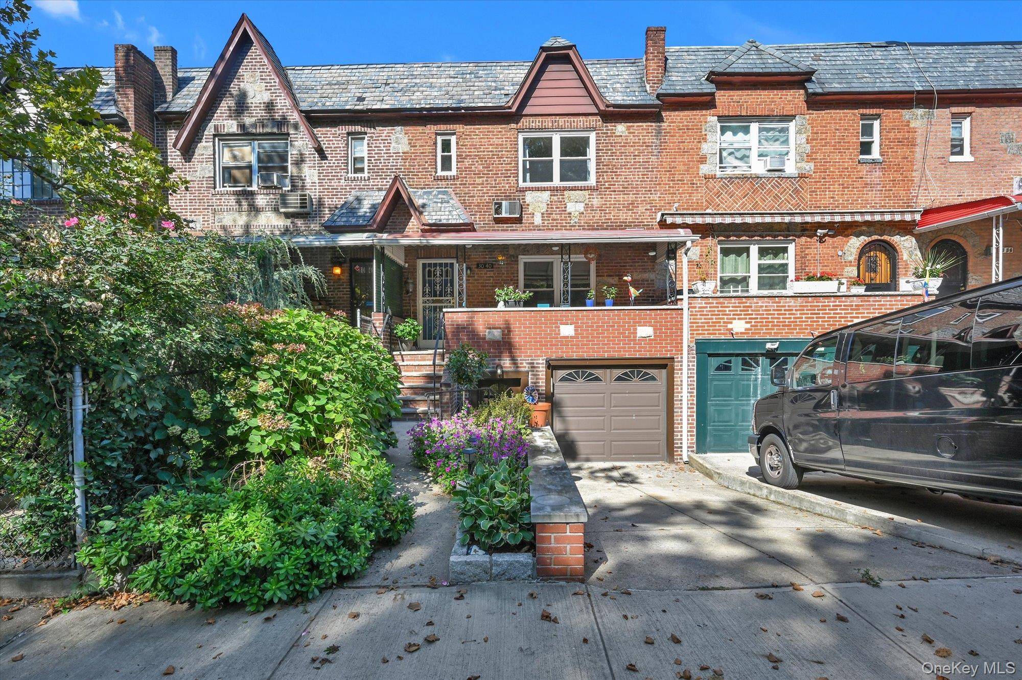 Excellent opportunity this beautifully updated home offers 3 bedrooms and 2 bathrooms perfectly designed for both comfort and functionality, Gleaming hardwood floors flow throughout the main living areas, creating a ...