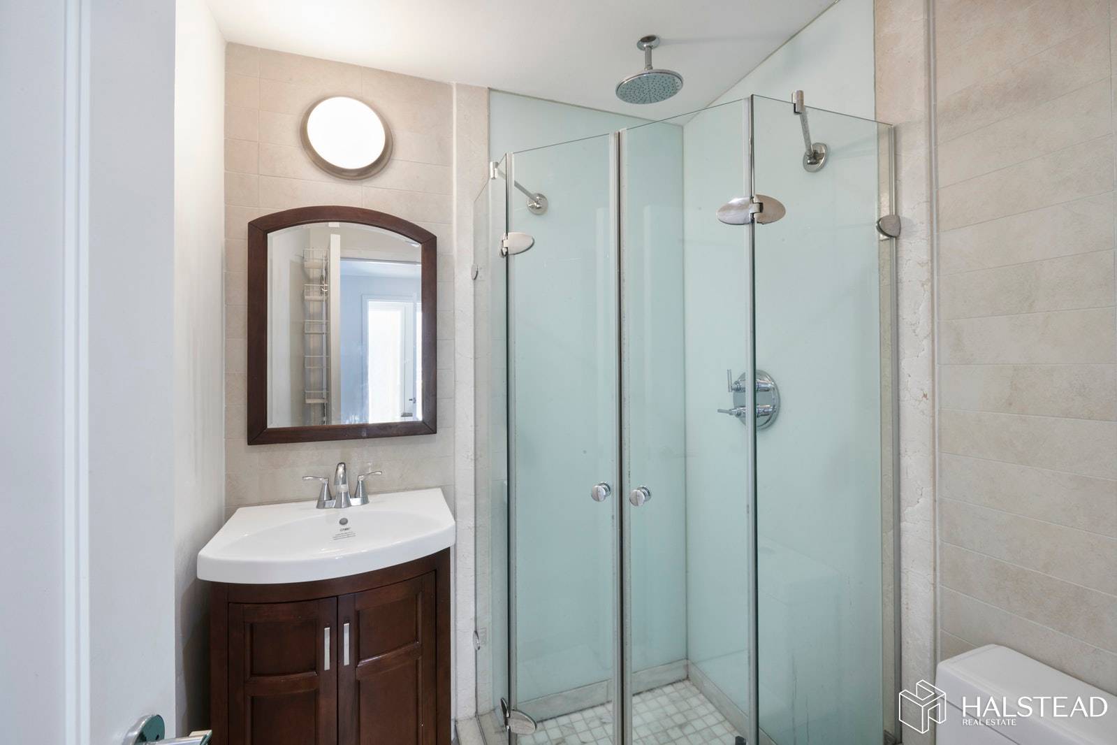 This spectacular 3 bedroom, 2 bathroom condo home features triple exposures and open Brooklyn and Manhattan skylines as far as the eye can see, located in the heart of Park ...