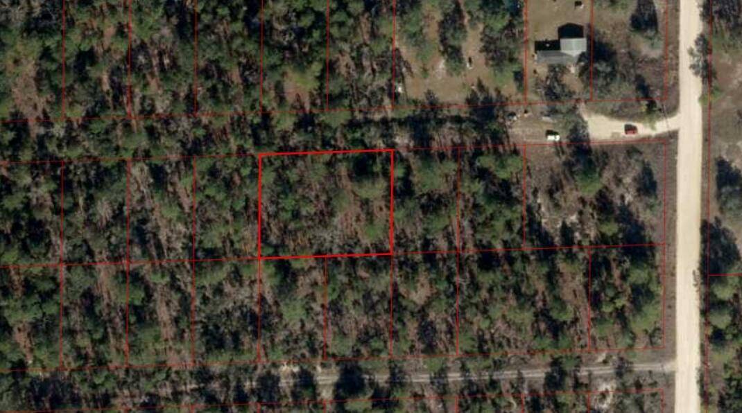 Rare Opportunity Prime. 46 Acre Vacant LotDiscover the potential of this exceptional property !