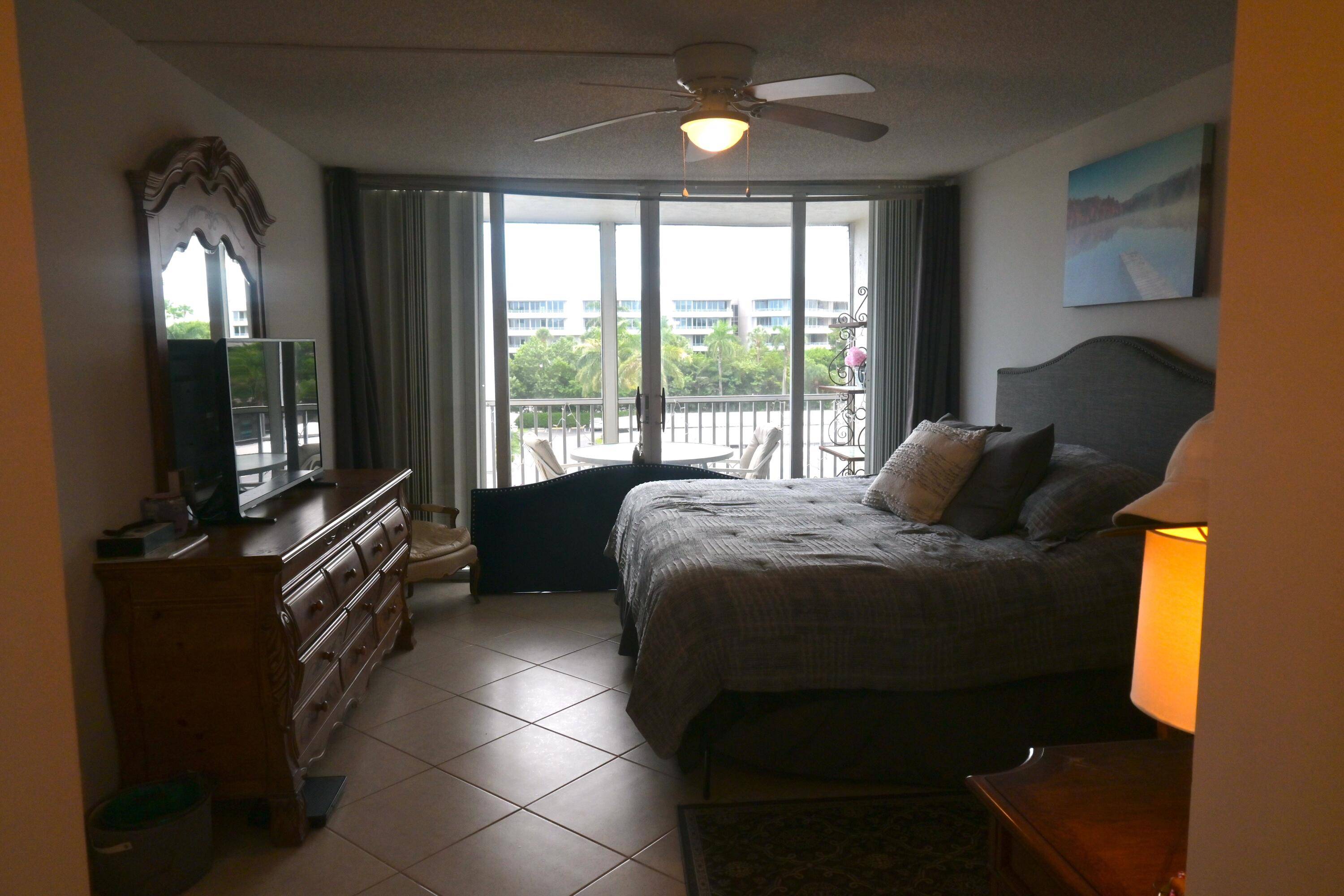 Welcome to coastal living at Harbourside !