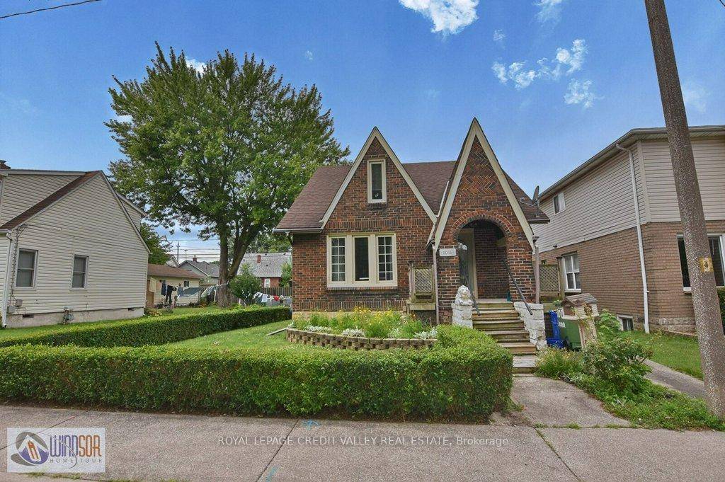 Welcome to this beautifully updated full brick 1 storey home, just 2 minutes from the University of Windsor in a highly sought after rental area !