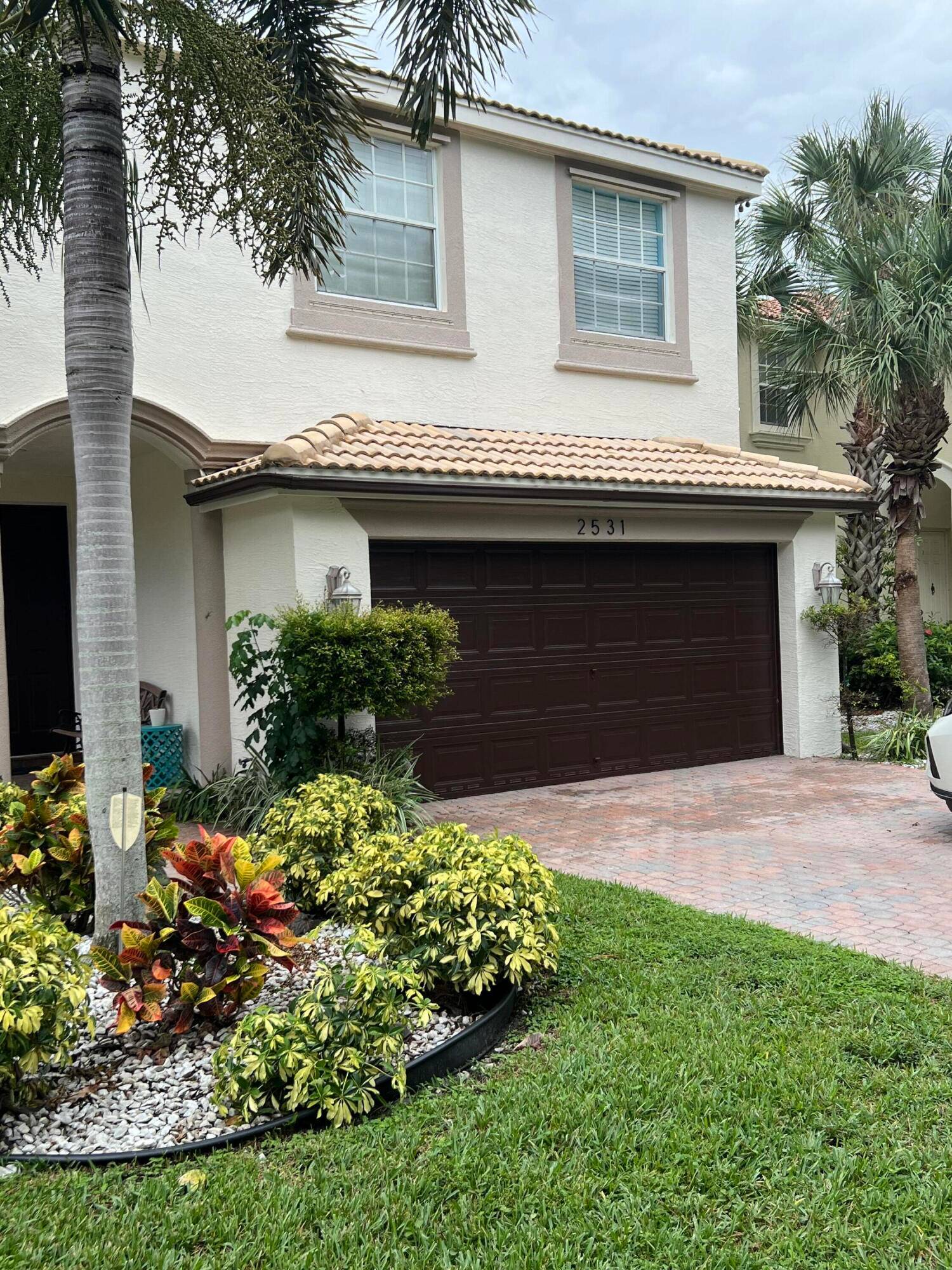 Beautiful, custom one of a kind Cordova 5 bedroom pool home in luxury upscale gated community.
