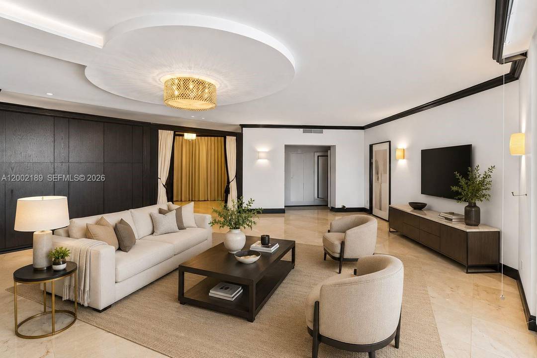 Spacious and elegant 3 bedroom, 2.