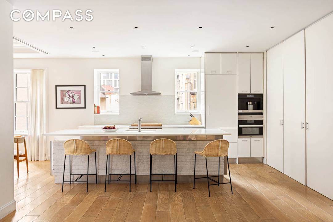 Welcome to an exceptional residence at 1 Lexington Avenue, an elegant co op offering the perfect blend of luxury and functionality on Gramercy Park.