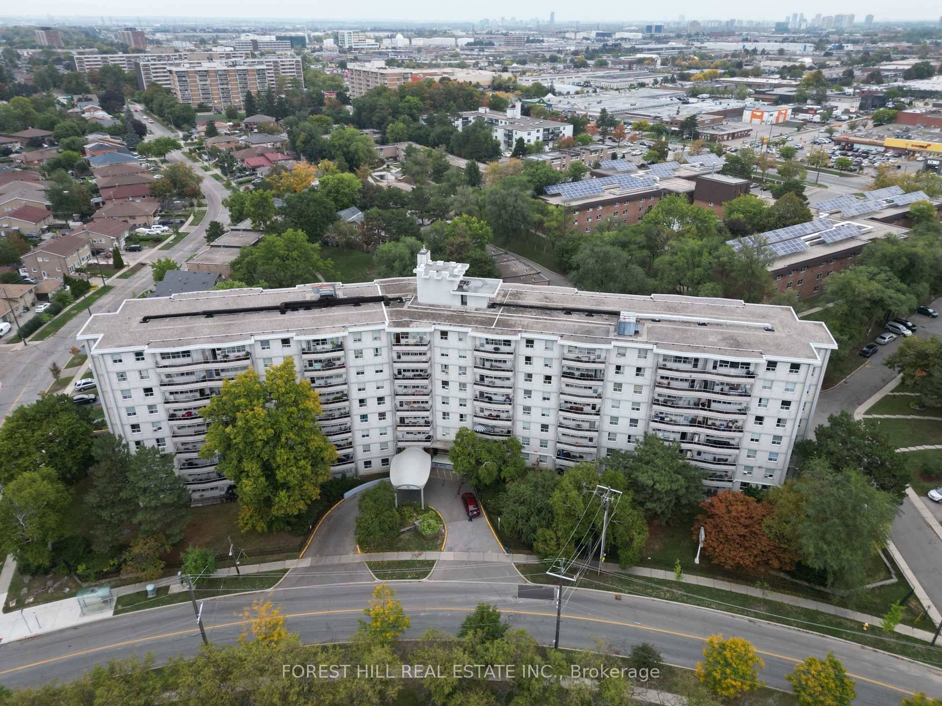Bright amp ; Spacious 3 Bedroom Condo in a Highly Sought After Community.